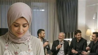 اخبر زوجي عائلته 