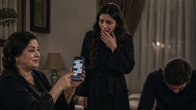 حماتي كانت مراقبه تلفوني و عارفه كل اسراري  